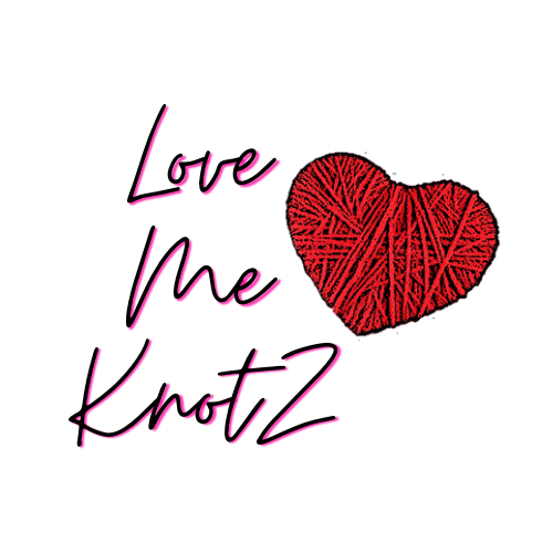 Love Me Knotz